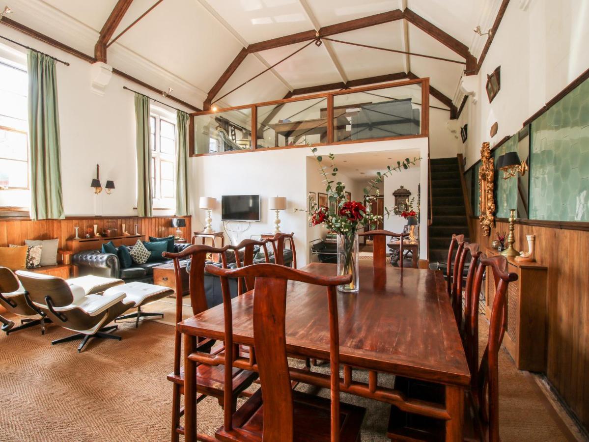 Chetwynd Lodge Stafford Extérieur photo