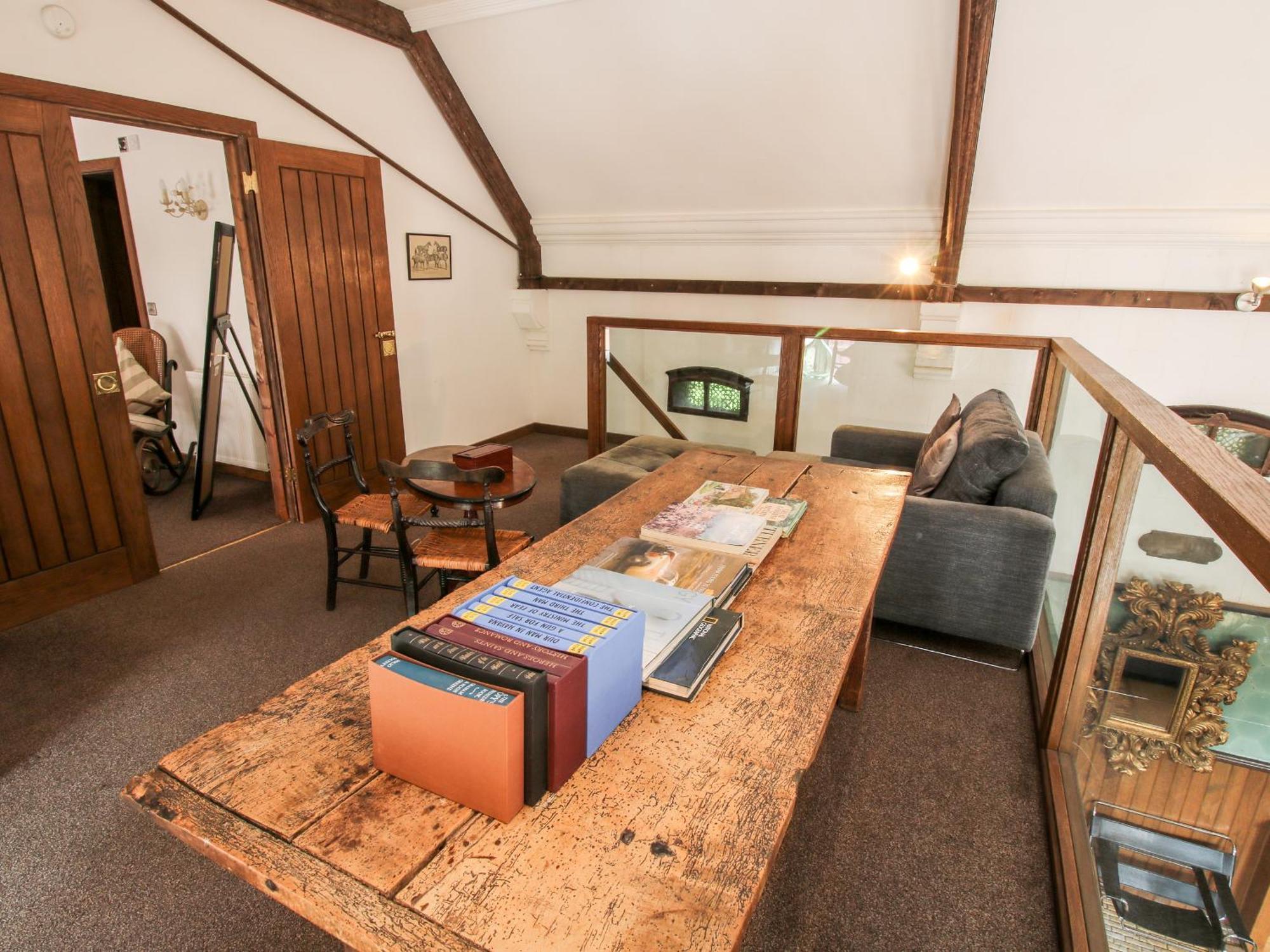 Chetwynd Lodge Stafford Extérieur photo